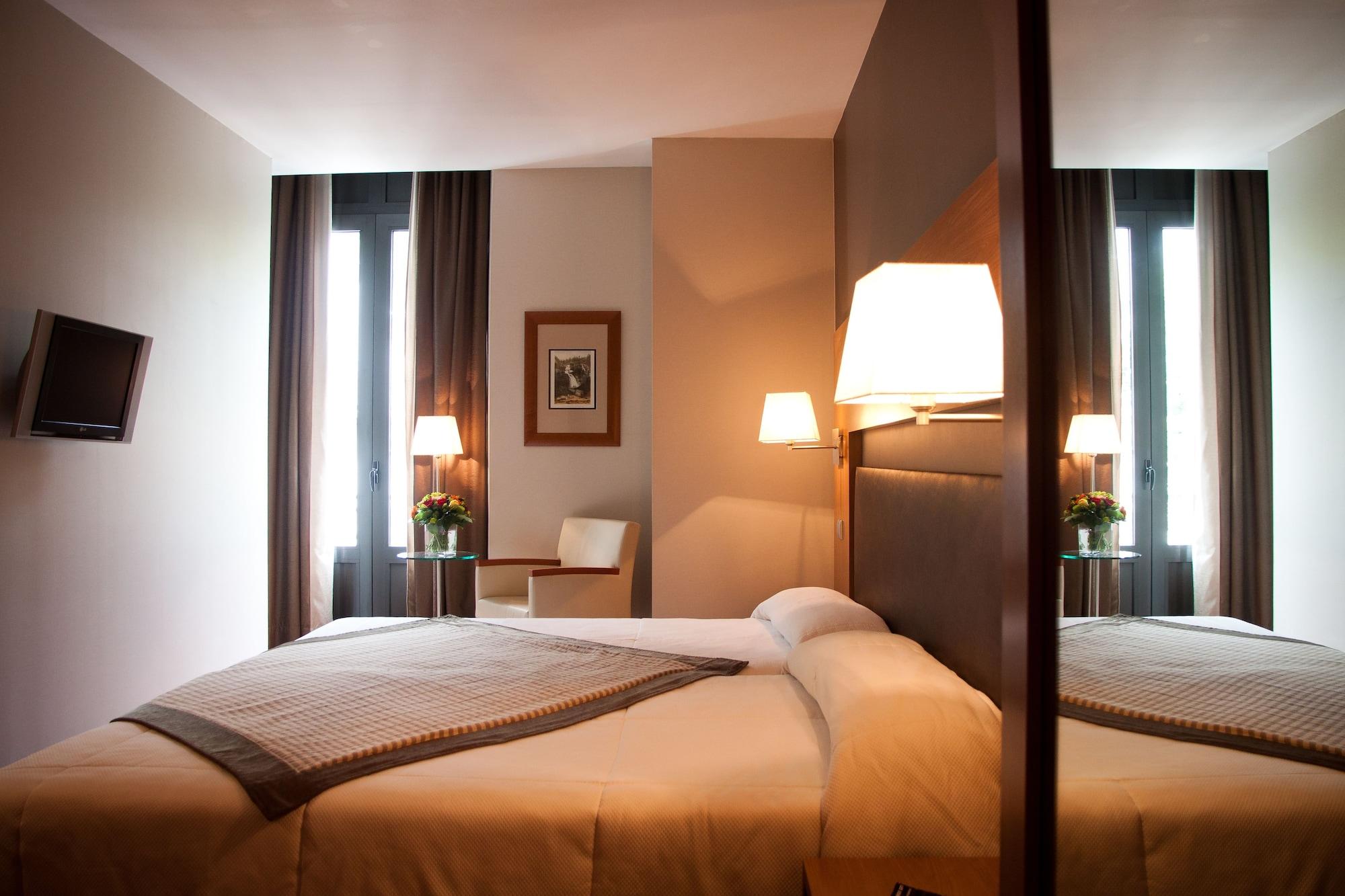 Alti Hotel Bagnères-de-Luchon Eksteriør billede